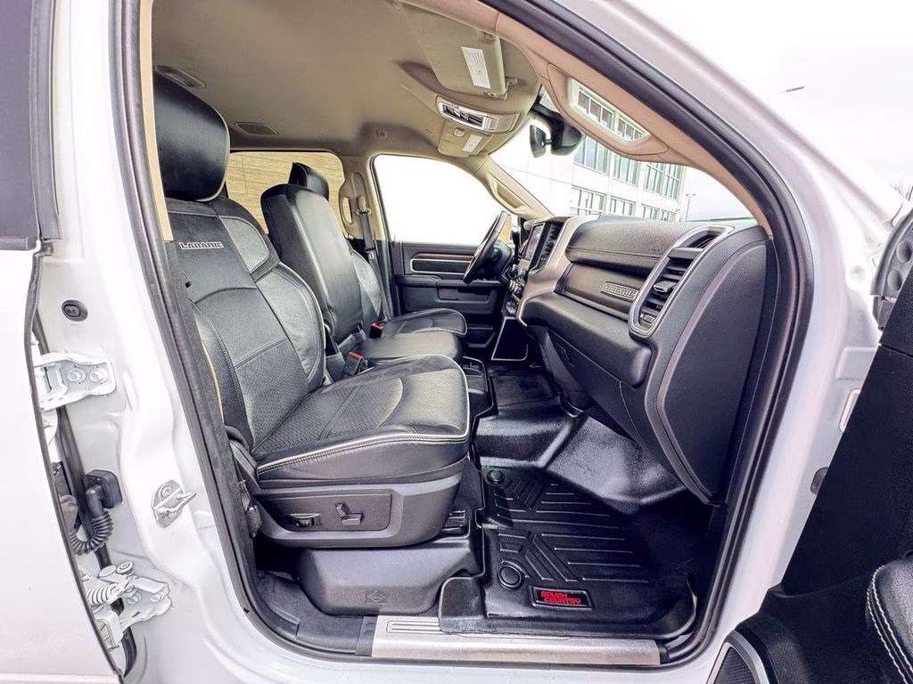 2022 Bright White Clearcoat Ram 2500 Laramie 4X4 Truck