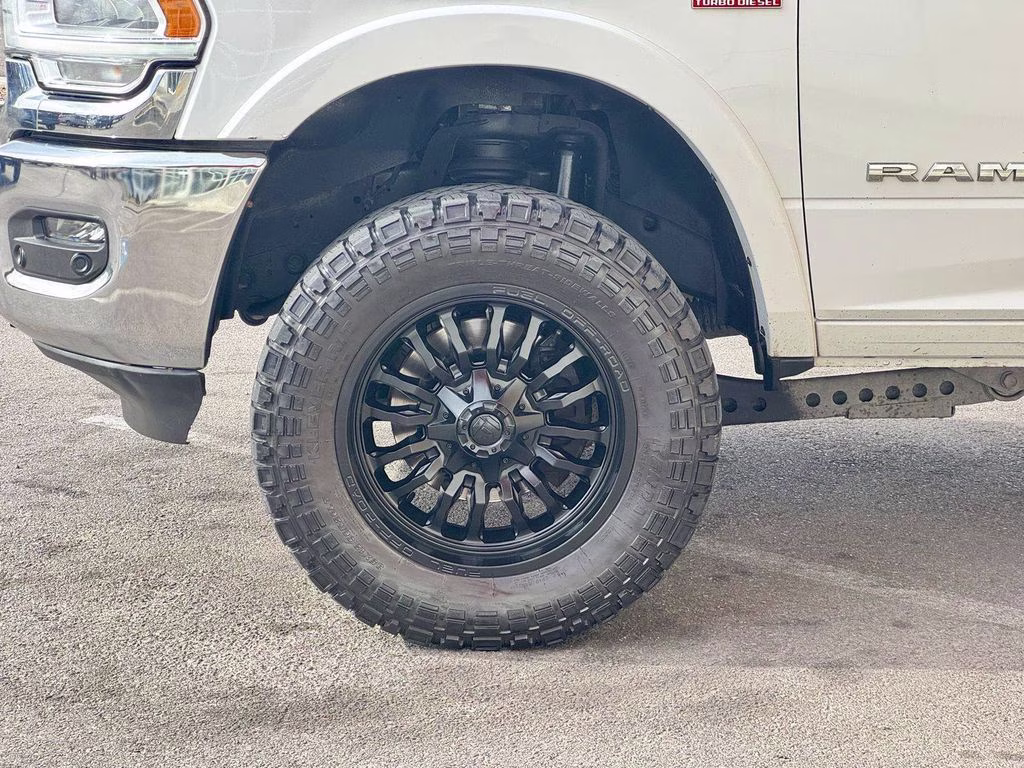 2022 Bright White Clearcoat Ram 2500 Laramie 4X4 Truck