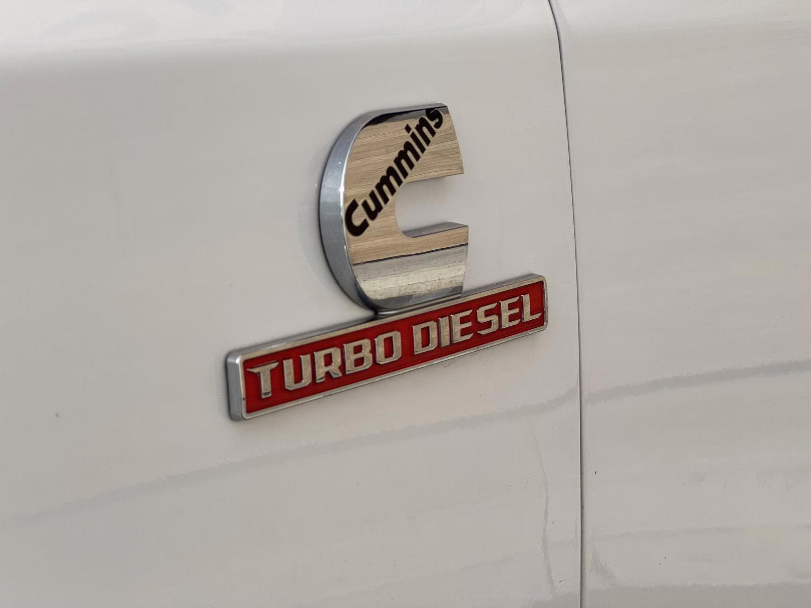 2022 Bright White Clearcoat Ram 2500 Laramie 4X4 Truck