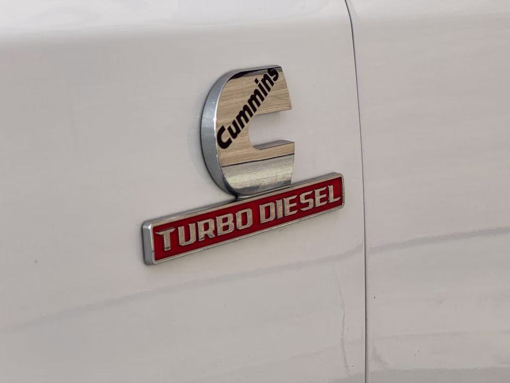 2022 Bright White Clearcoat Ram 2500 Laramie 4X4 Truck