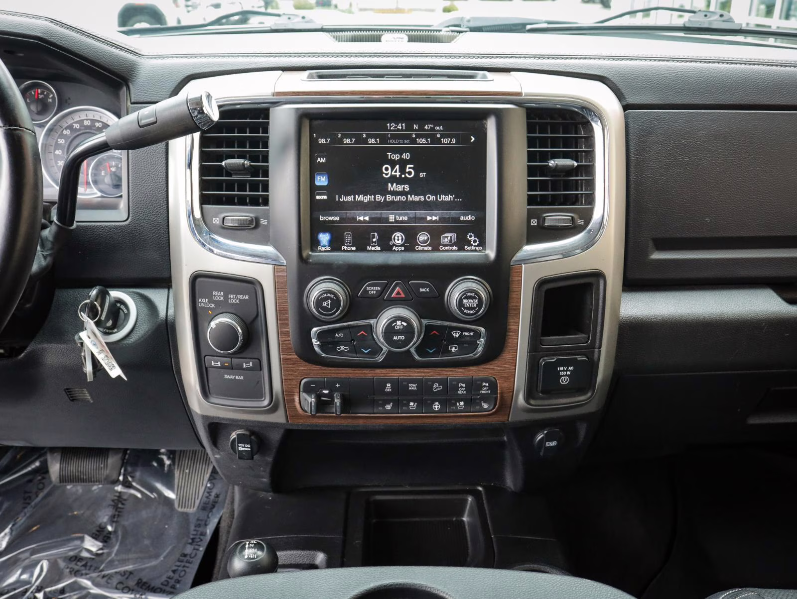 2016 Bright White Clearcoat Ram 2500 Laramie Power Wagon 4X4 Truck