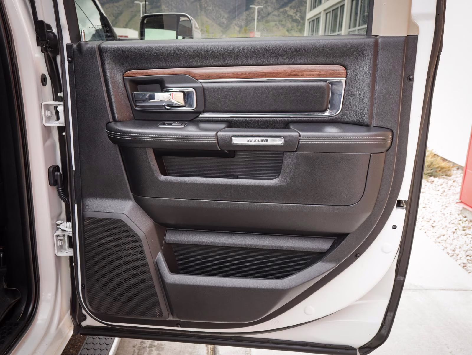 2016 Bright White Clearcoat Ram 2500 Laramie Power Wagon 4X4 Truck