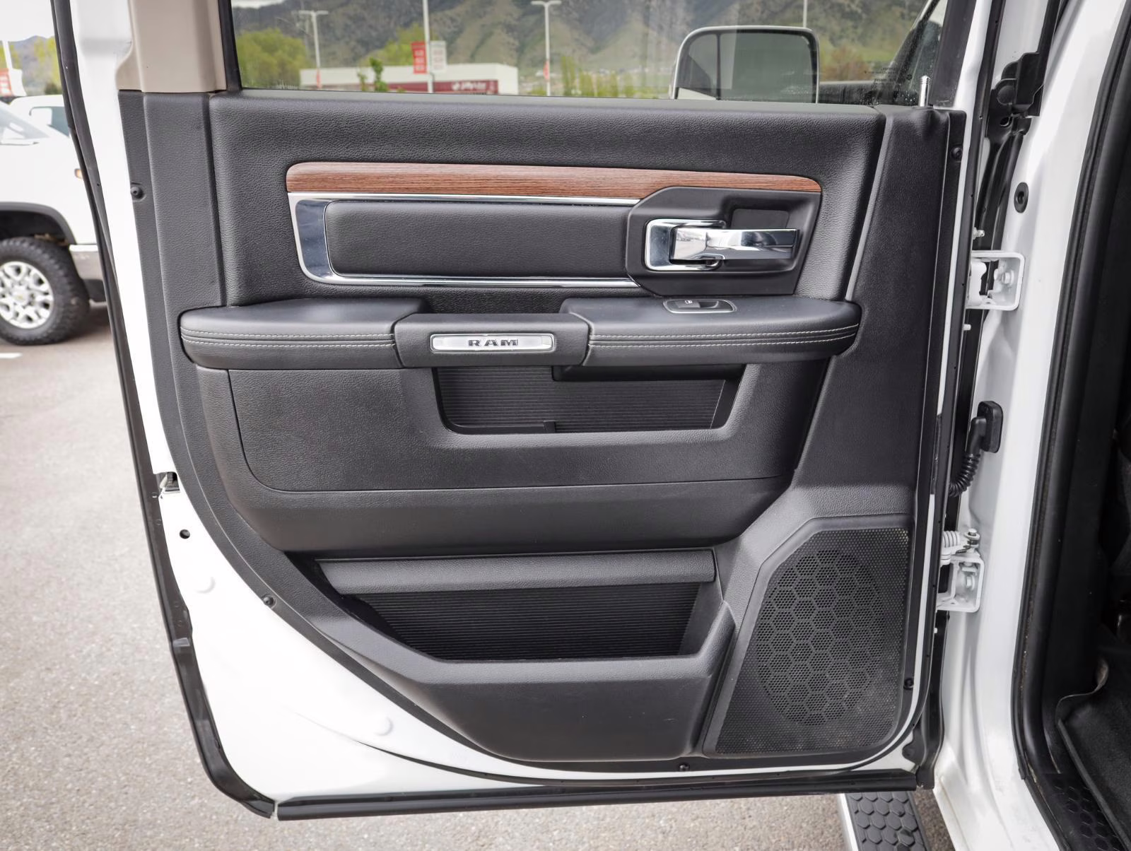 2016 Bright White Clearcoat Ram 2500 Laramie Power Wagon 4X4 Truck