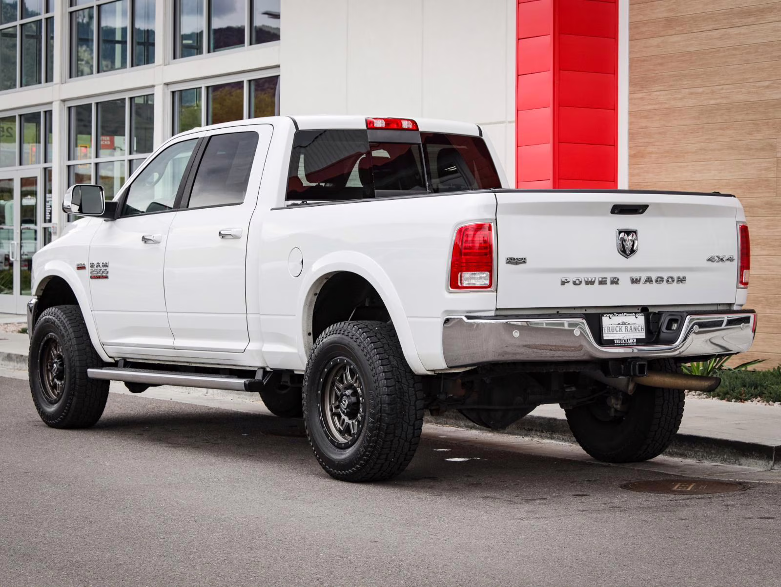 2016 Bright White Clearcoat Ram 2500 Laramie Power Wagon 4X4 Truck