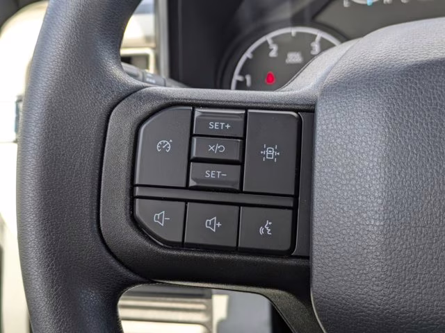 2026 Oxford White Ford Super Duty F-450 DRW XL 4X4 Truck