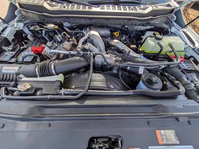 2026 Oxford White Ford Super Duty F-450 DRW XL 4X4 Truck