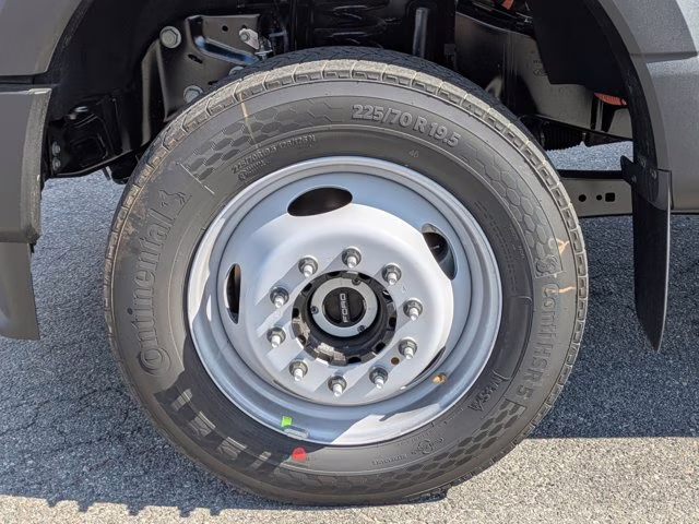 2026 Oxford White Ford Super Duty F-450 DRW XL 4X4 Truck