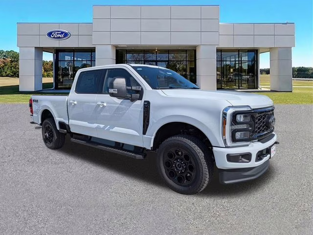 2026 Oxford White Ford Super Duty F-250 SRW XLT 4X4 Truck