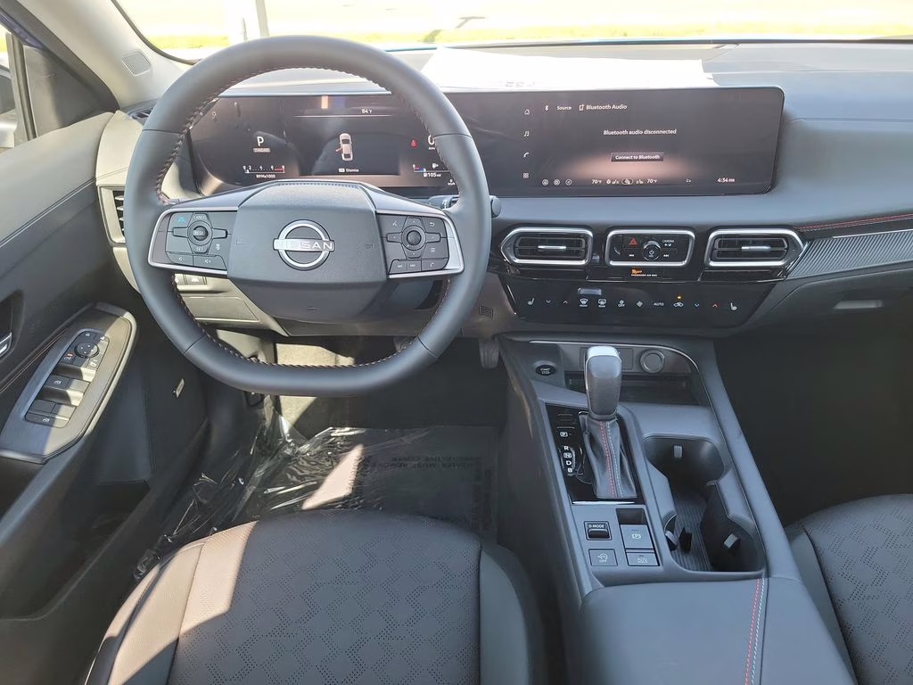 2026 Bluestone Pearl/Super Blk Nissan Sentra SR FWD Sedan