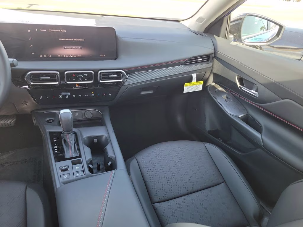 2026 Bluestone Pearl/Super Blk Nissan Sentra SR FWD Sedan