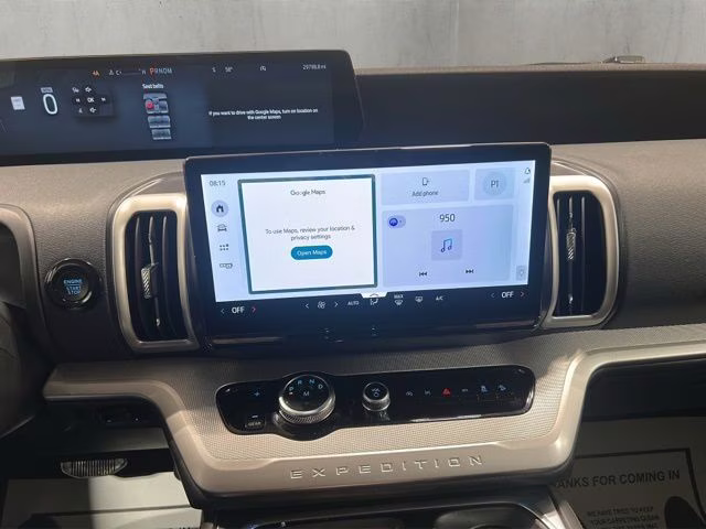 2025 Space Silver Metallic Ford Expedition Active 4X4 SUV