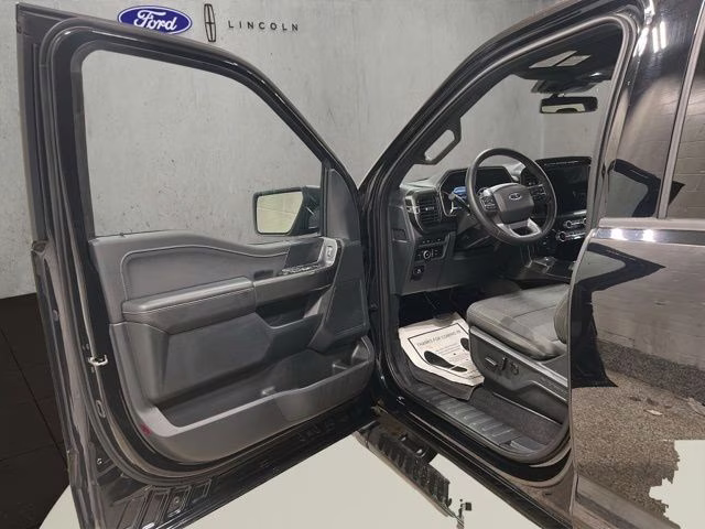 2023 Agate Black Metallic Ford F-150 XLT 4X4 Truck