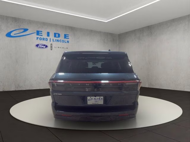 2025 Flight Blue Metallic Clearcoat Lincoln Navigator Reserve 4X4 SUV