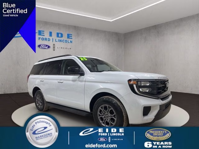2025 Space Silver Metallic Ford Expedition Active 4X4 SUV