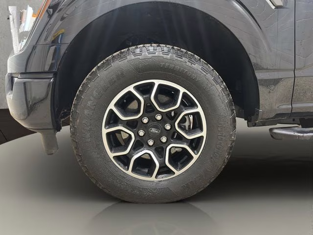 2023 Agate Black Metallic Ford F-150 XLT 4X4 Truck