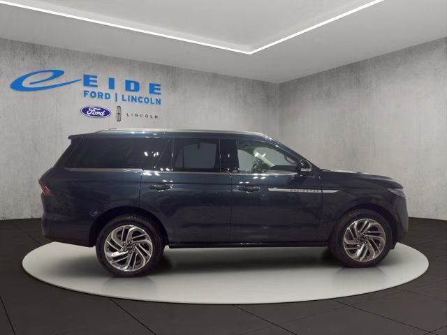 2025 Flight Blue Metallic Clearcoat Lincoln Navigator Reserve 4X4 SUV