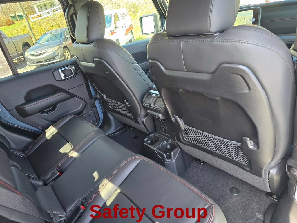2026 Anvil Clearcoat Jeep Gladiator Rubicon 4X4 Truck