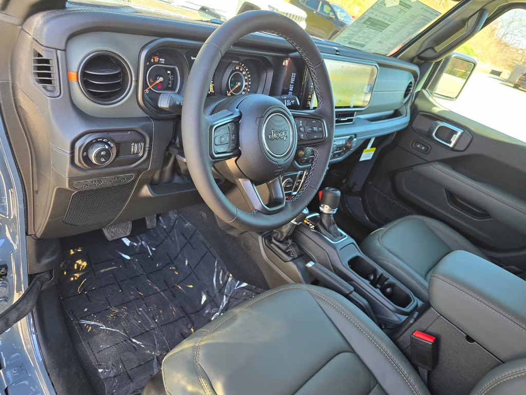 2026 Anvil Clearcoat Jeep Gladiator Mojave 4X4 Truck