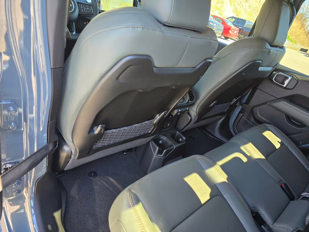 2026 Anvil Clearcoat Jeep Gladiator Mojave 4X4 Truck