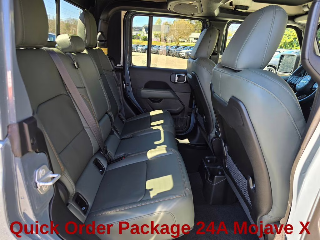 2026 Anvil Clearcoat Jeep Gladiator Mojave 4X4 Truck
