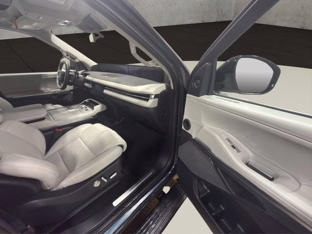 2025 Flight Blue Metallic Clearcoat Lincoln Navigator Reserve 4X4 SUV