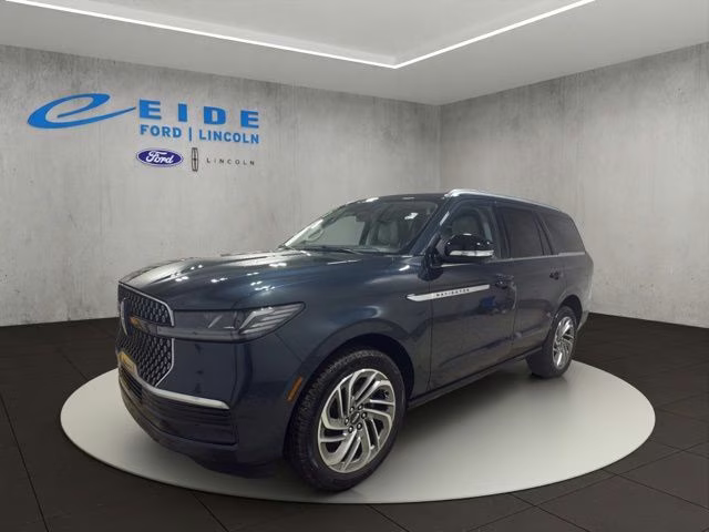 2025 Flight Blue Metallic Clearcoat Lincoln Navigator Reserve 4X4 SUV