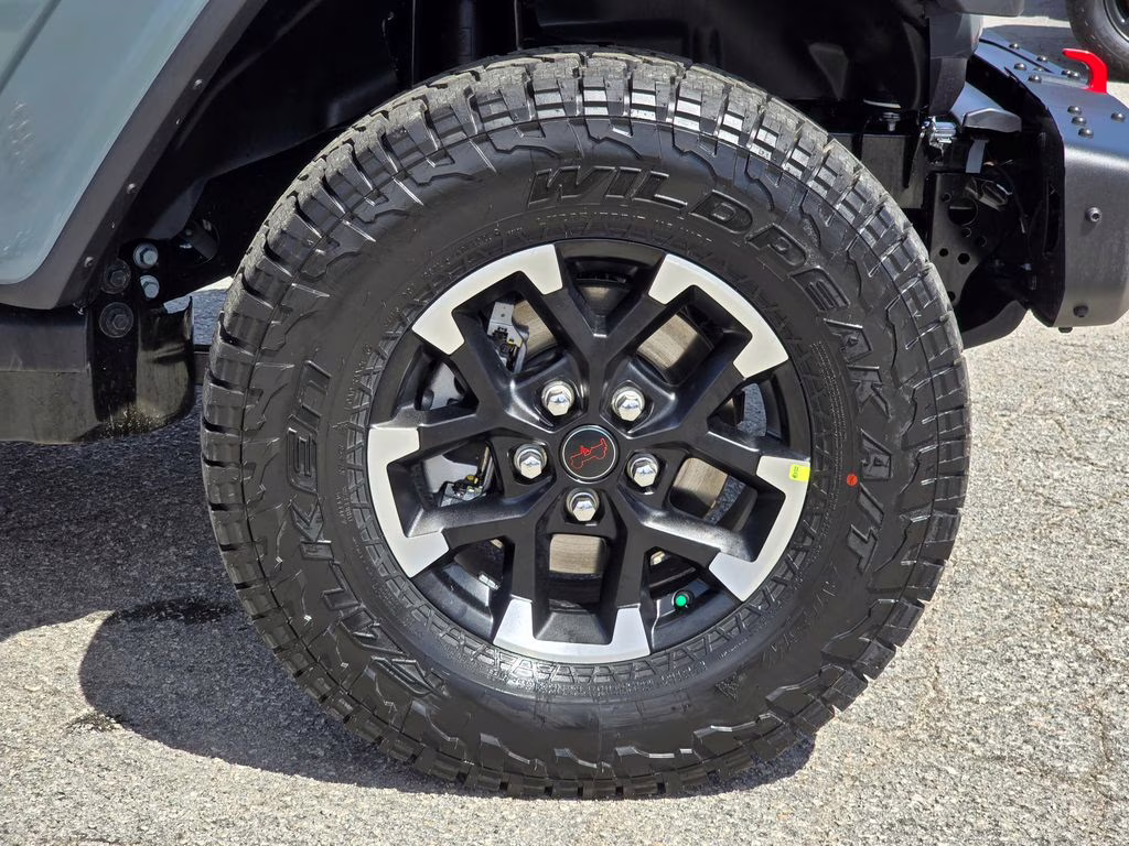 2026 Anvil Clearcoat Jeep Gladiator Rubicon 4X4 Truck