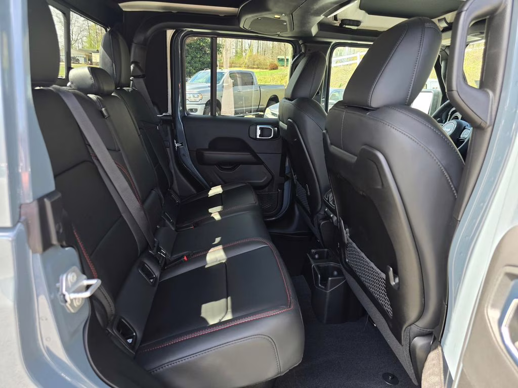 2026 Anvil Clearcoat Jeep Gladiator Rubicon 4X4 Truck