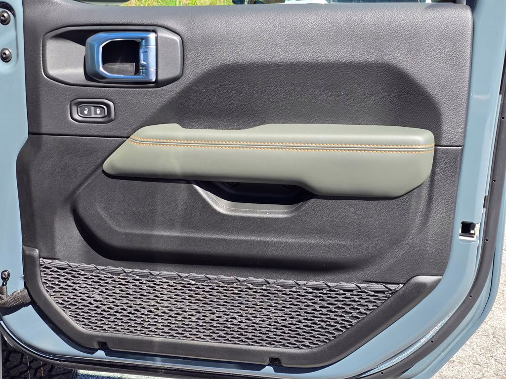 2026 Anvil Clearcoat Jeep Gladiator Mojave 4X4 Truck