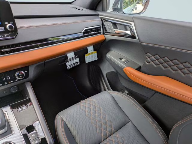 2025 Alloy Silver/Black Roof Mitsubishi Outlander PHEV SEL AWD SUV