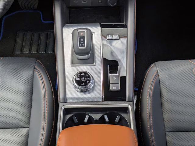 2025 Alloy Silver/Black Roof Mitsubishi Outlander PHEV SEL AWD SUV