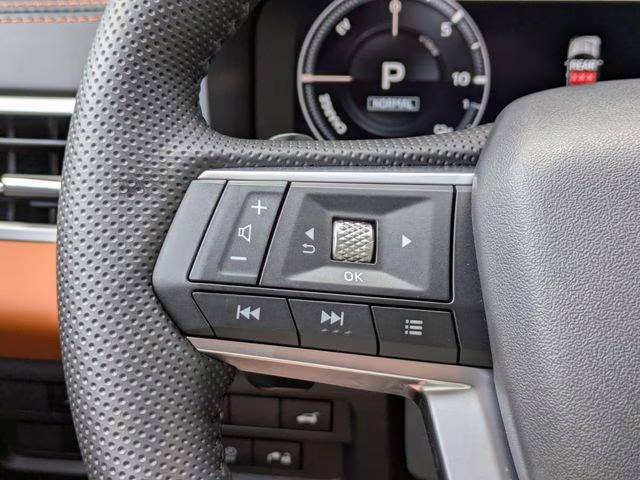 2025 Alloy Silver/Black Roof Mitsubishi Outlander PHEV SEL AWD SUV