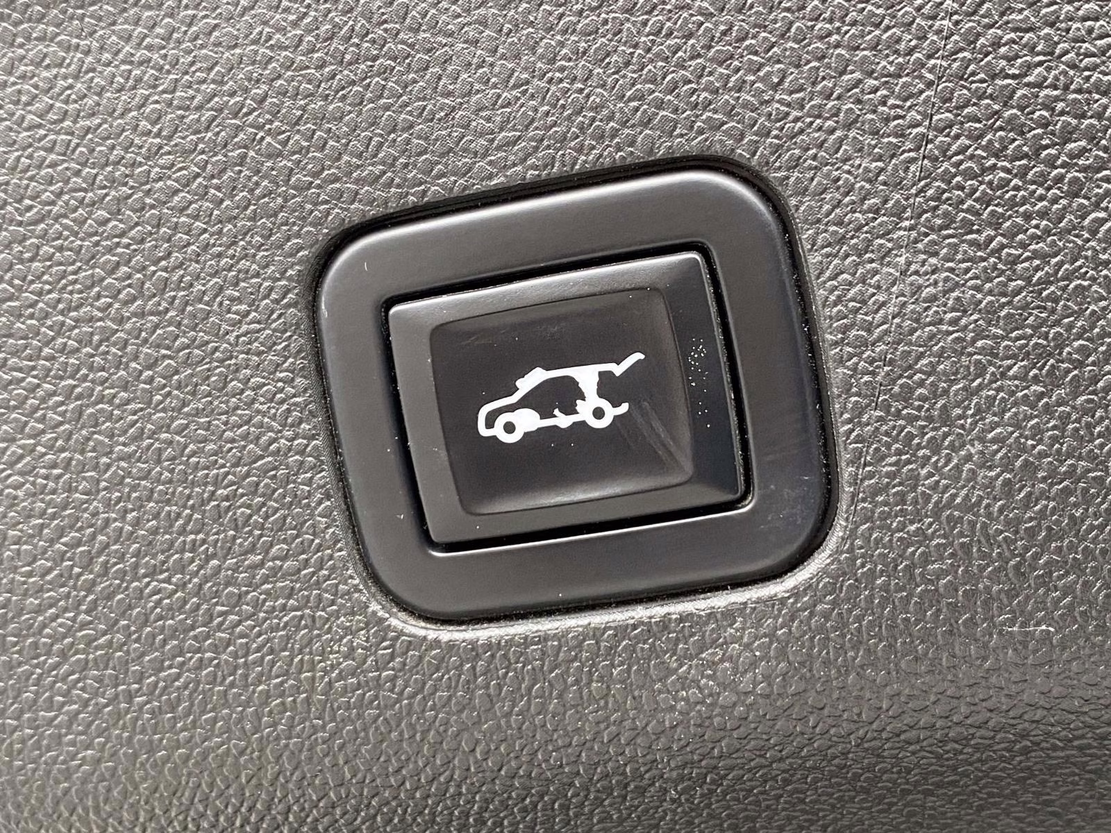 2023 Black Chevrolet Suburban High Country 4X4 SUV