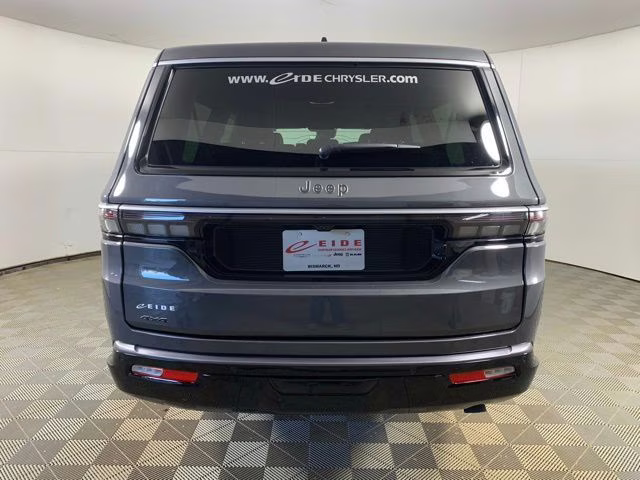 2026 Baltic Gray Metallic Clearcoat Jeep Grand Wagoneer L 4x4 4X4 SUV