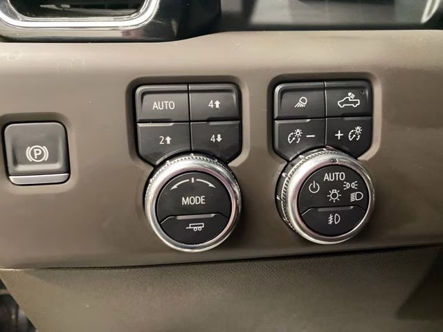 2025 Sterling Metallic GMC Sierra 3500HD Denali 4X4 Truck