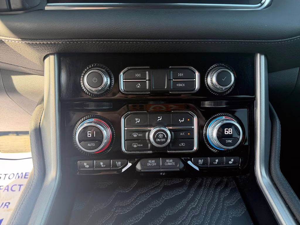 2023 Onyx Black GMC Yukon XL Denali Preferred w/Adaptive Cruise 4X4 SUV