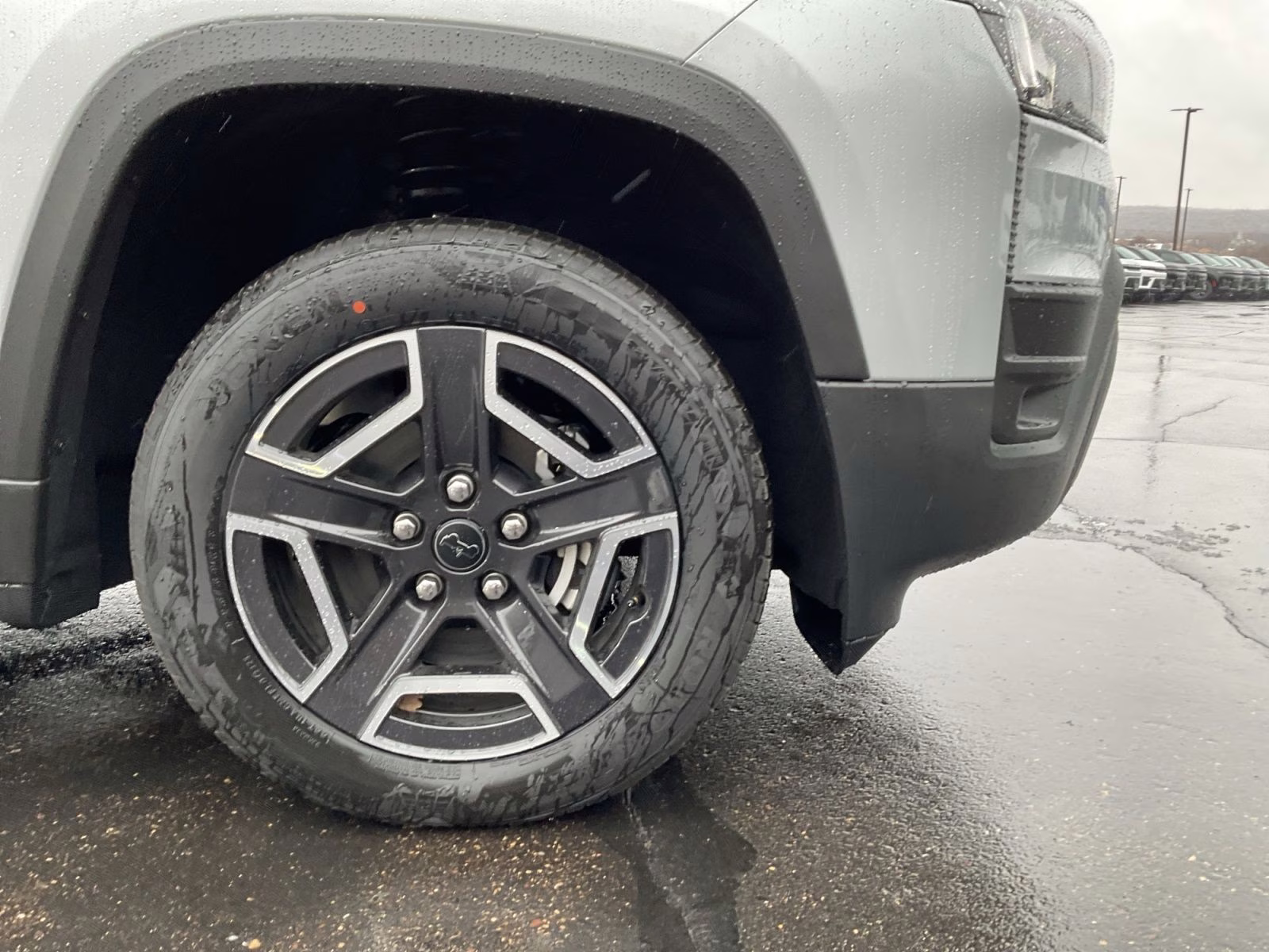 2026 Silver Zynith Clearcoat Jeep Cherokee Laredo 4X4 SUV