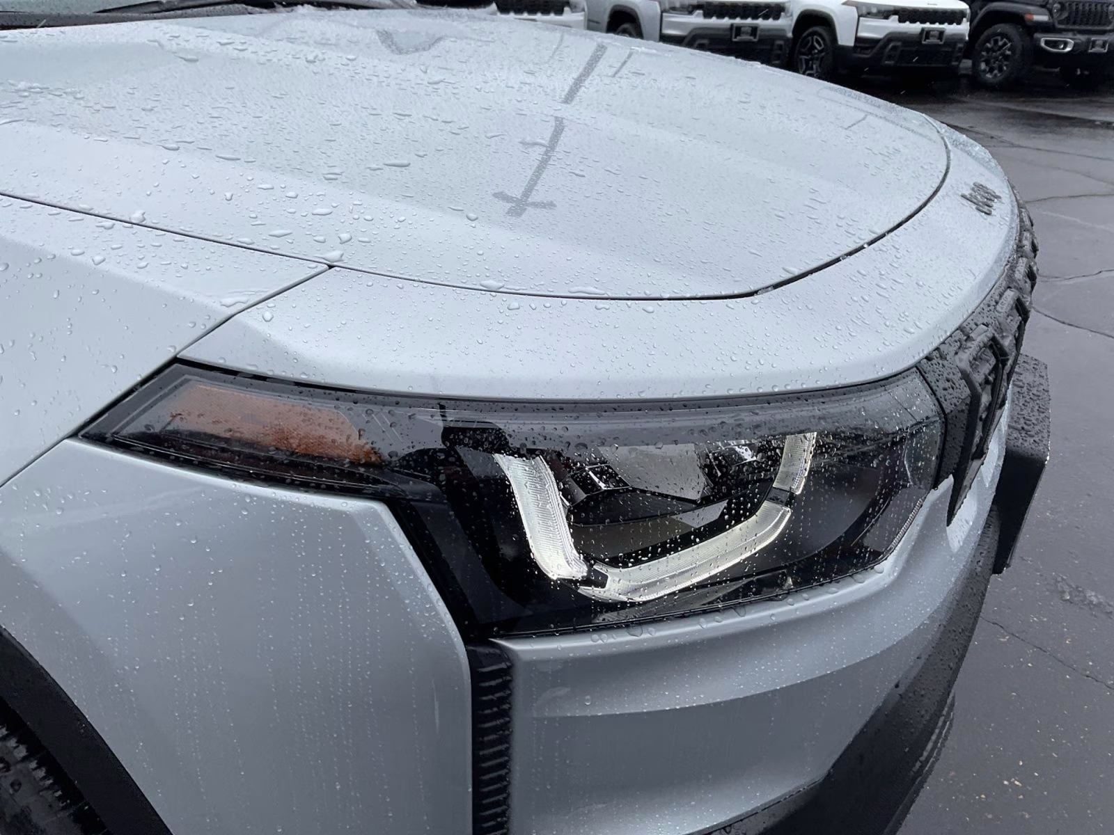 2026 Silver Zynith Clearcoat Jeep Cherokee Laredo 4X4 SUV