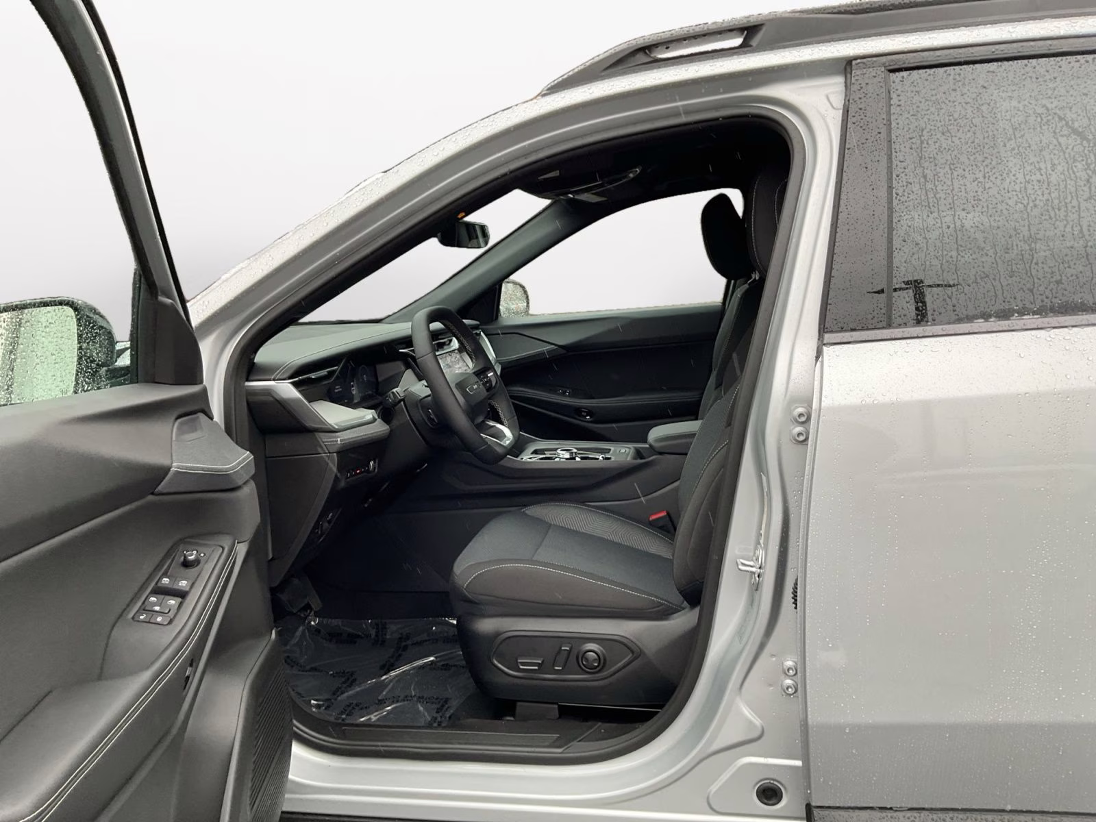 2026 Silver Zynith Clearcoat Jeep Cherokee Laredo 4X4 SUV