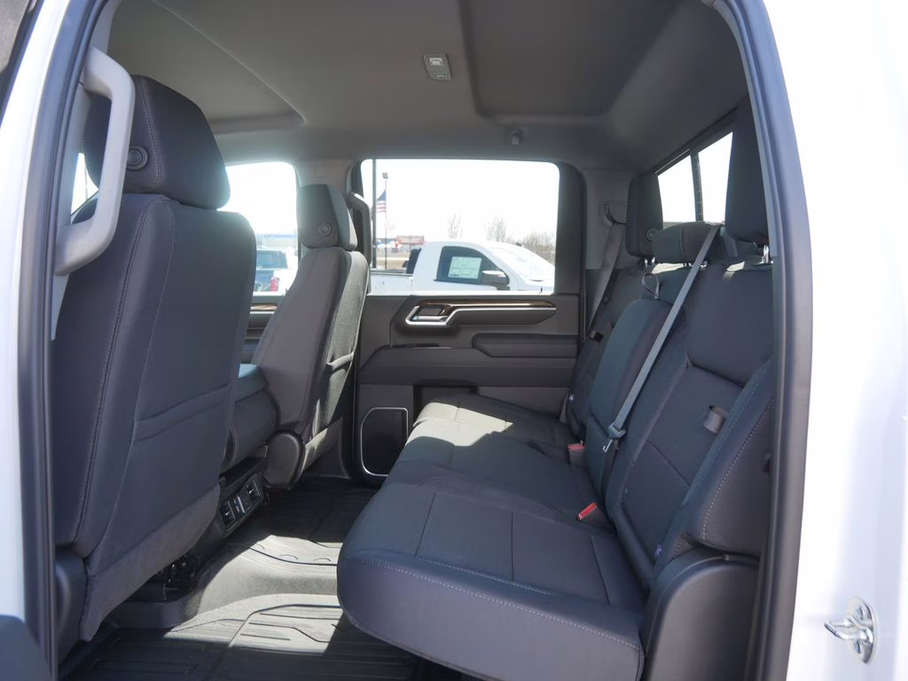 2026 Summit White GMC Sierra 3500HD SLE 4X4 Truck