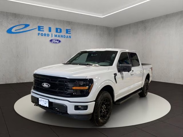 2025 Space White Metallic Ford F-150 XLT Black Appearance 4X4 Truck