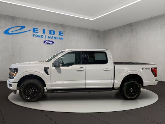 2025 Space White Metallic Ford F-150 XLT Black Appearance 4X4 Truck
