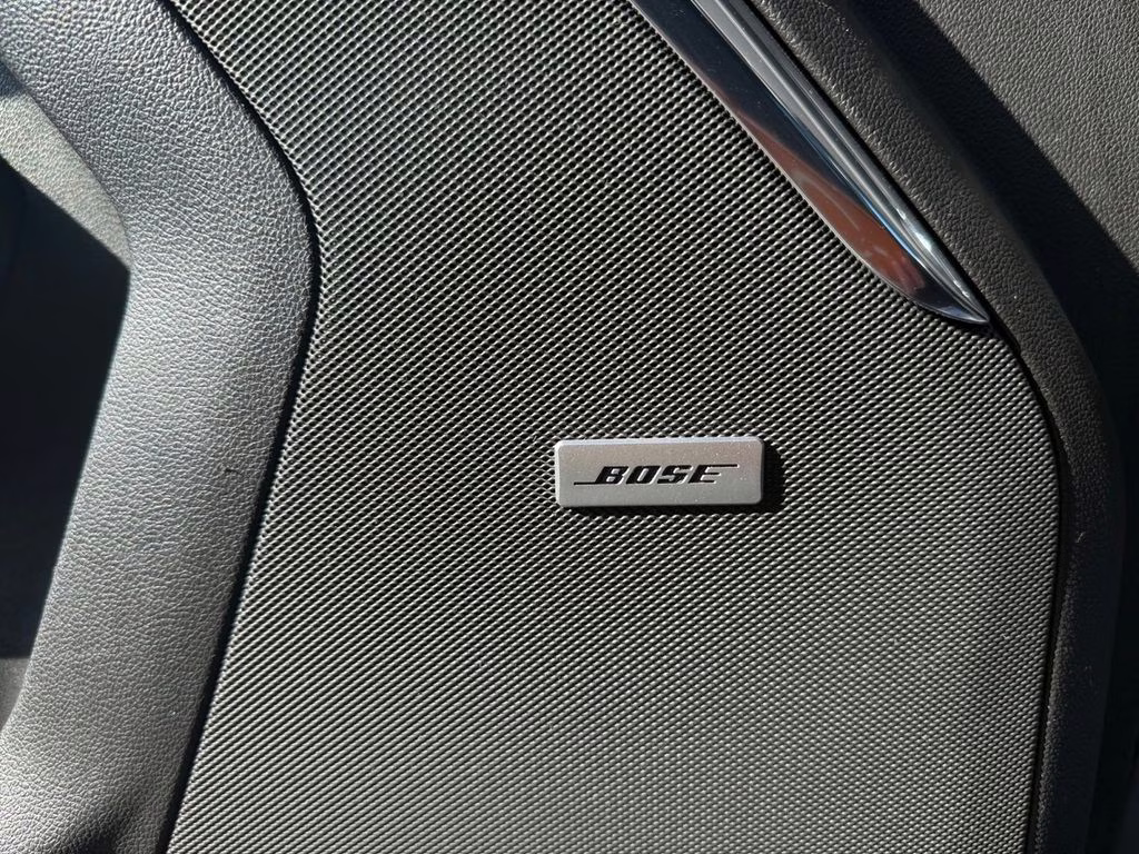 2023 Onyx Black GMC Yukon XL Denali Preferred w/Adaptive Cruise 4X4 SUV