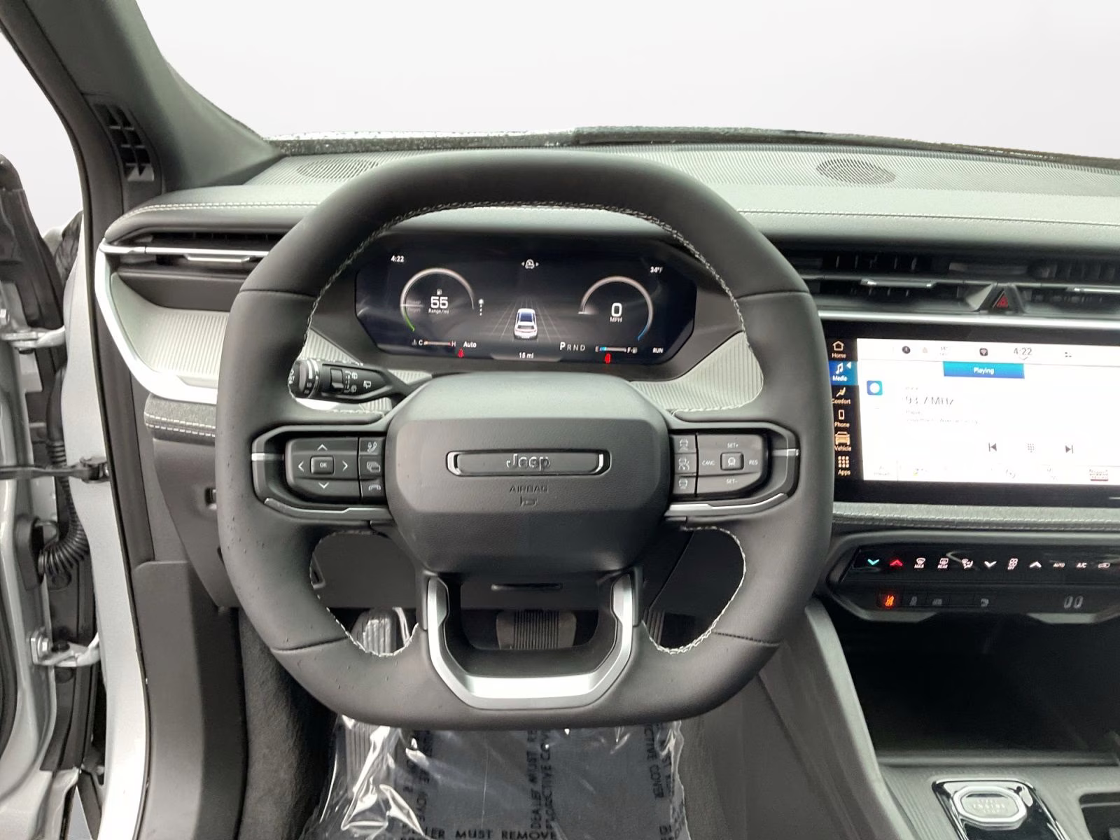 2026 Silver Zynith Clearcoat Jeep Cherokee Laredo 4X4 SUV