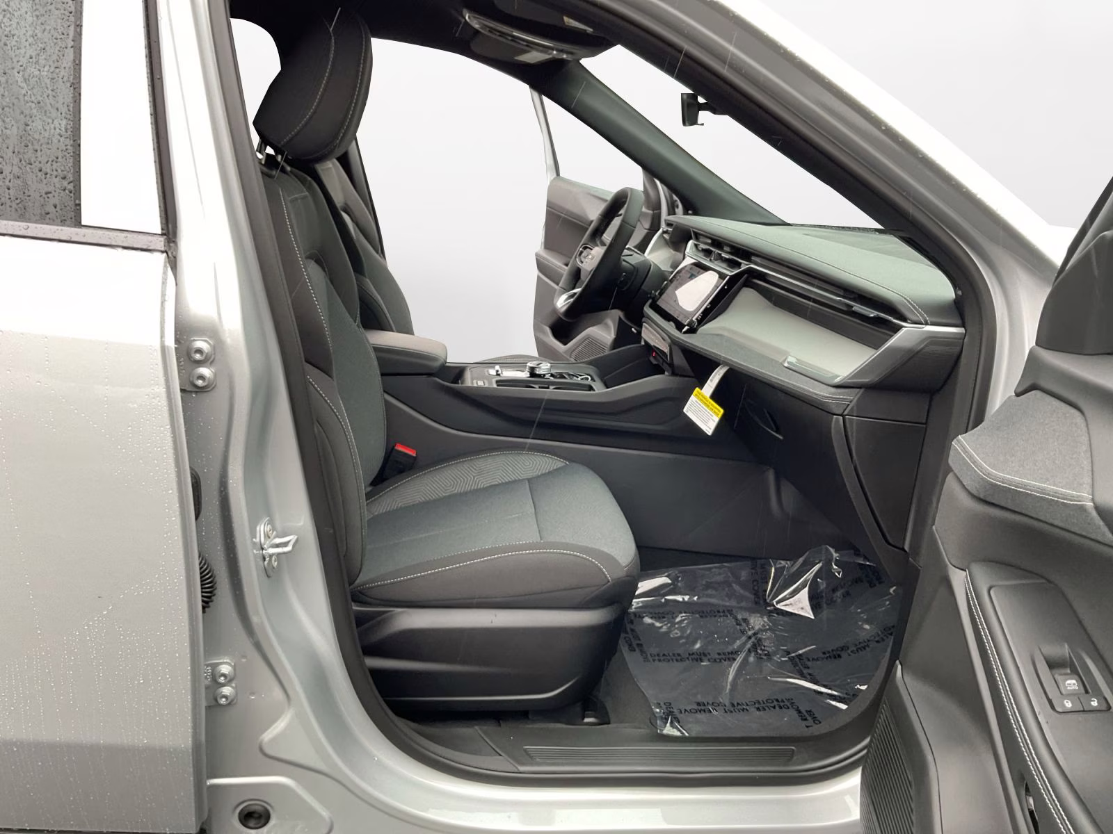 2026 Silver Zynith Clearcoat Jeep Cherokee Laredo 4X4 SUV