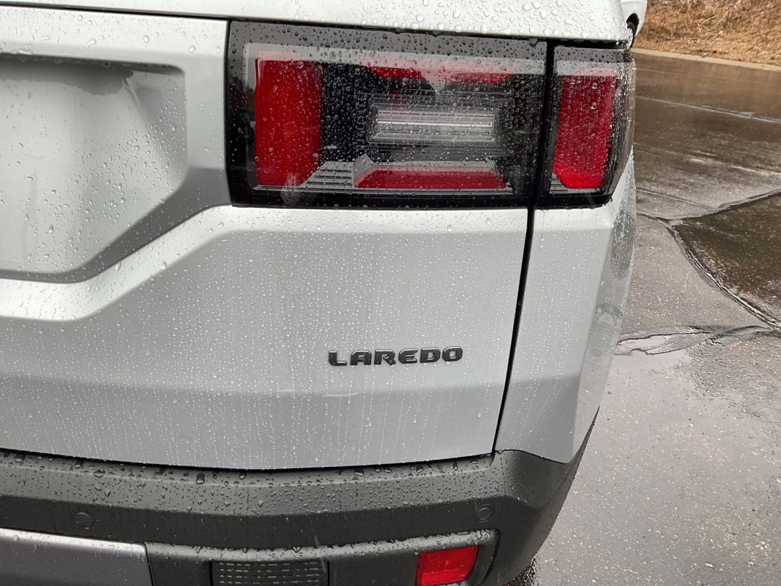 2026 Silver Zynith Clearcoat Jeep Cherokee Laredo 4X4 SUV