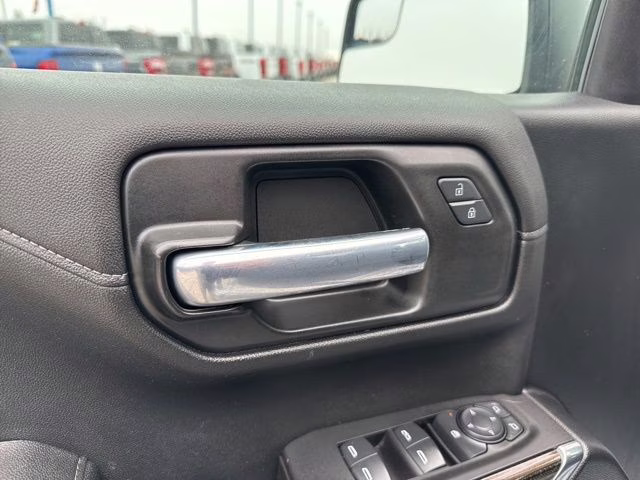 2021 Summit White Chevrolet Silverado 1500 LT 4X4 Truck