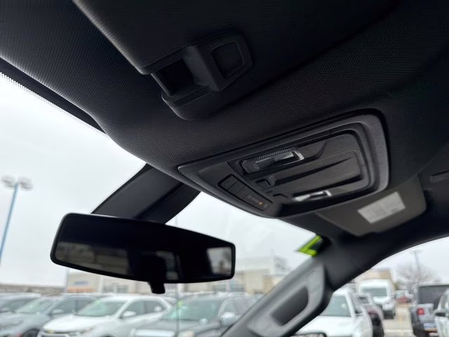 2021 Summit White Chevrolet Silverado 1500 LT 4X4 Truck