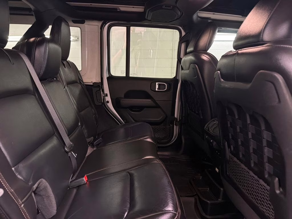 2023 Silver Zynith Clearcoat Jeep Wrangler Rubicon 392 4X4 SUV