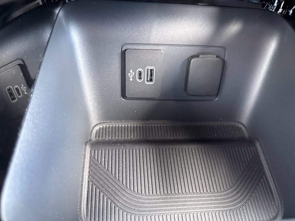 2026 Agate Black Metallic Ford Explorer Platinum RWD SUV